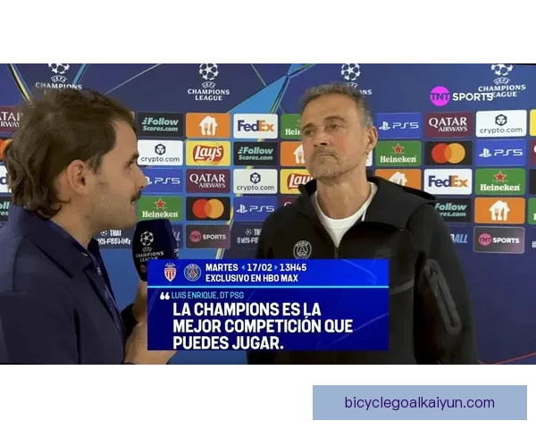 恩里克足球哲学持续吸引关注，展现战术创新与团队协作精神