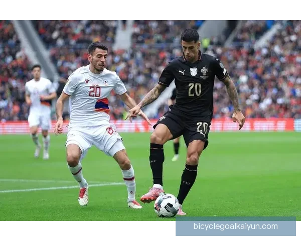 坎塞洛长传表现稳定，展现出出色的传球能力与场上视野